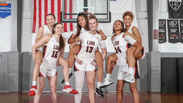 Seniors Long Island Lutheran October 25, 2023 Photo -  Lonnie Webb _2